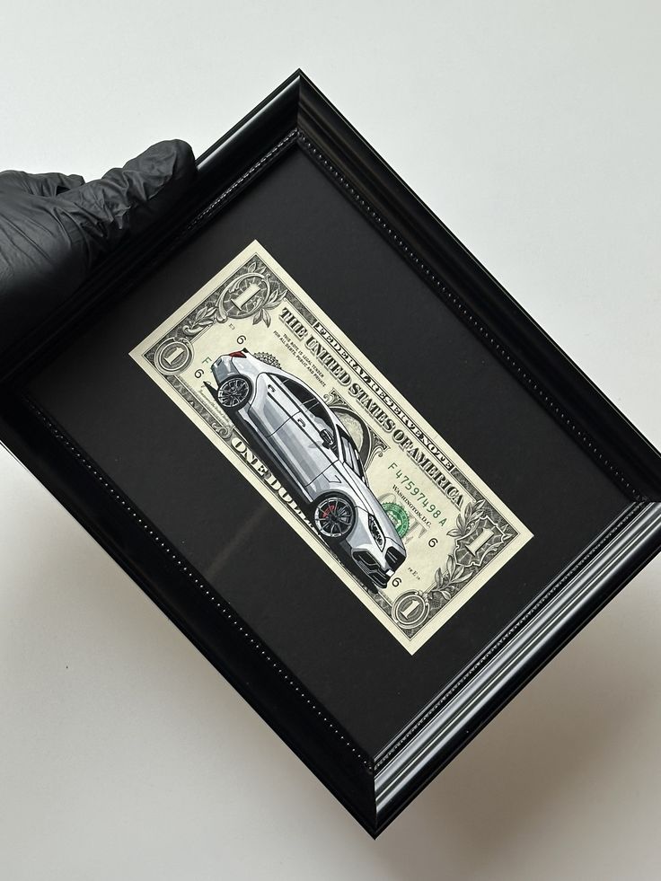 Cash & chrome Frame |