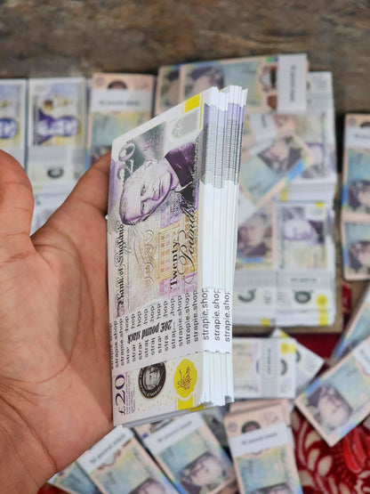 20£ pound prop stack (105 notes).